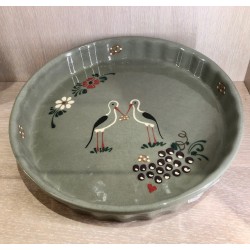 Pie pan grey stork